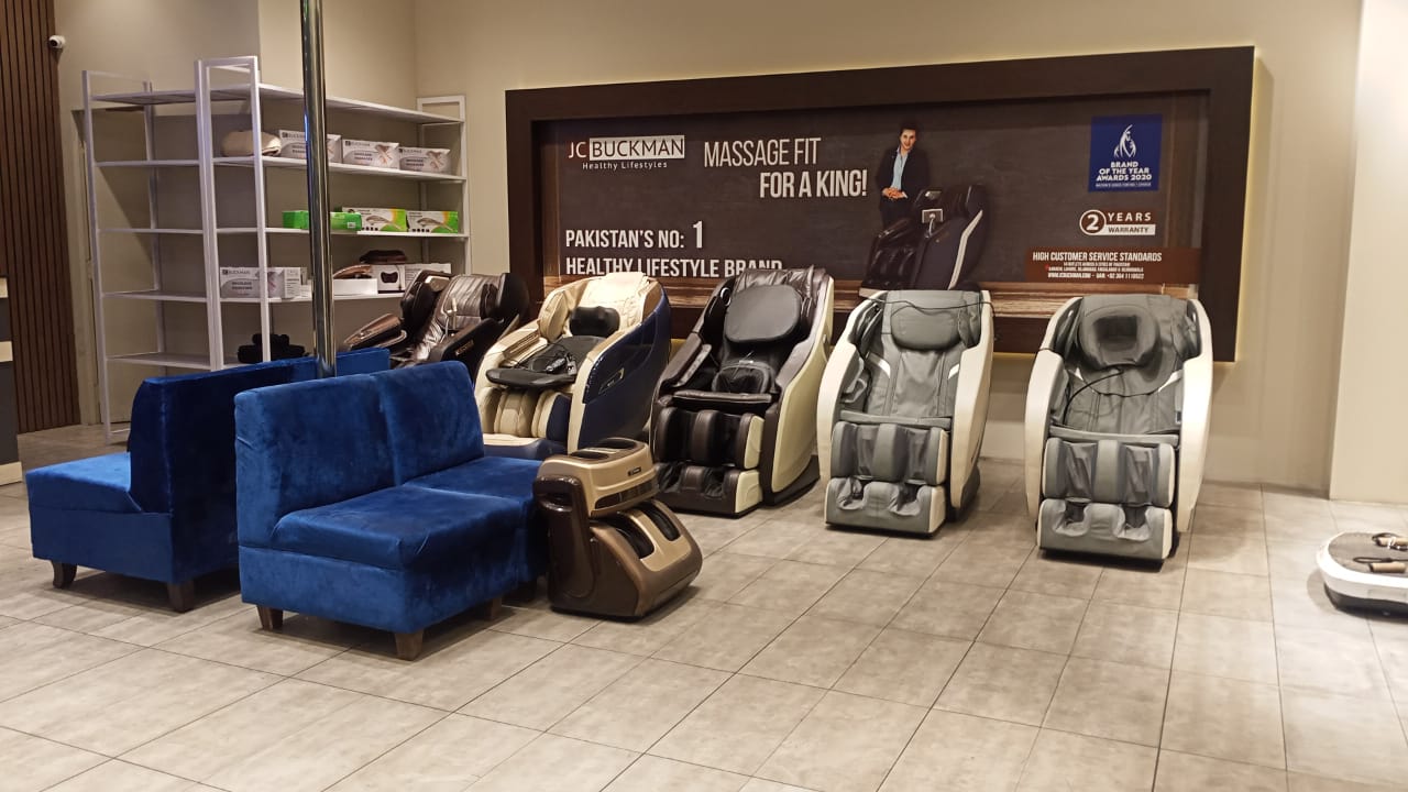 JC Buckman showroom with treadmills reception and wellness product displays